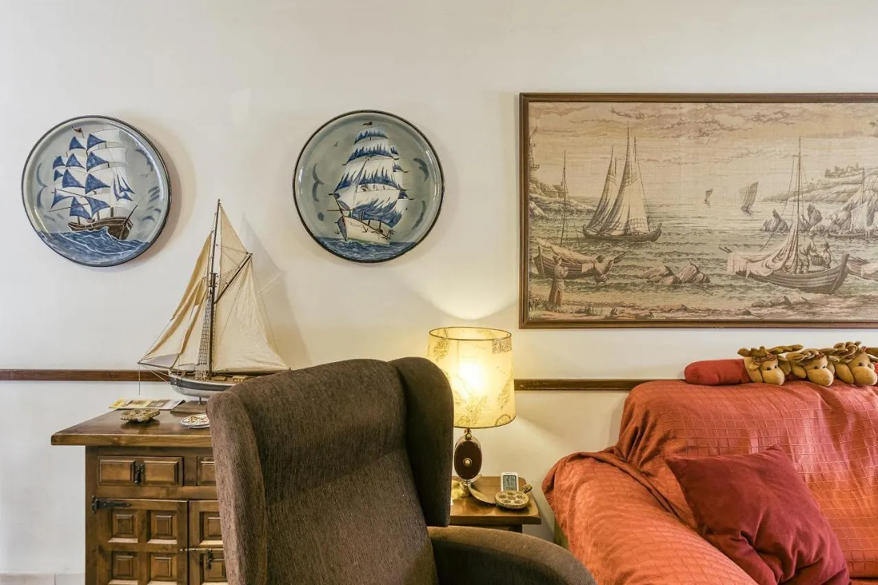 Casa vacanze Villa Montgo Parc Con Piscina L' Escala Spagna