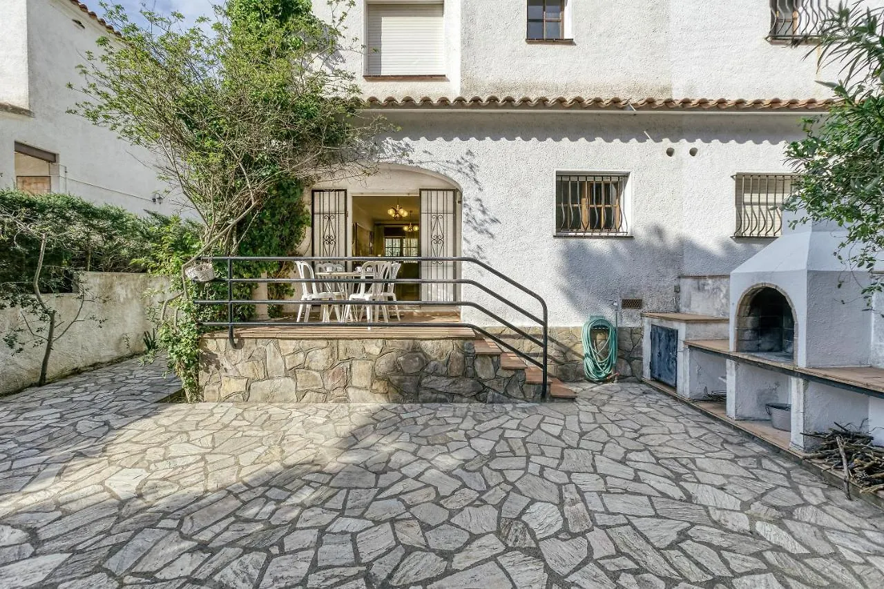 Casa vacanze Villa Montgo Parc Con Piscina L' Escala