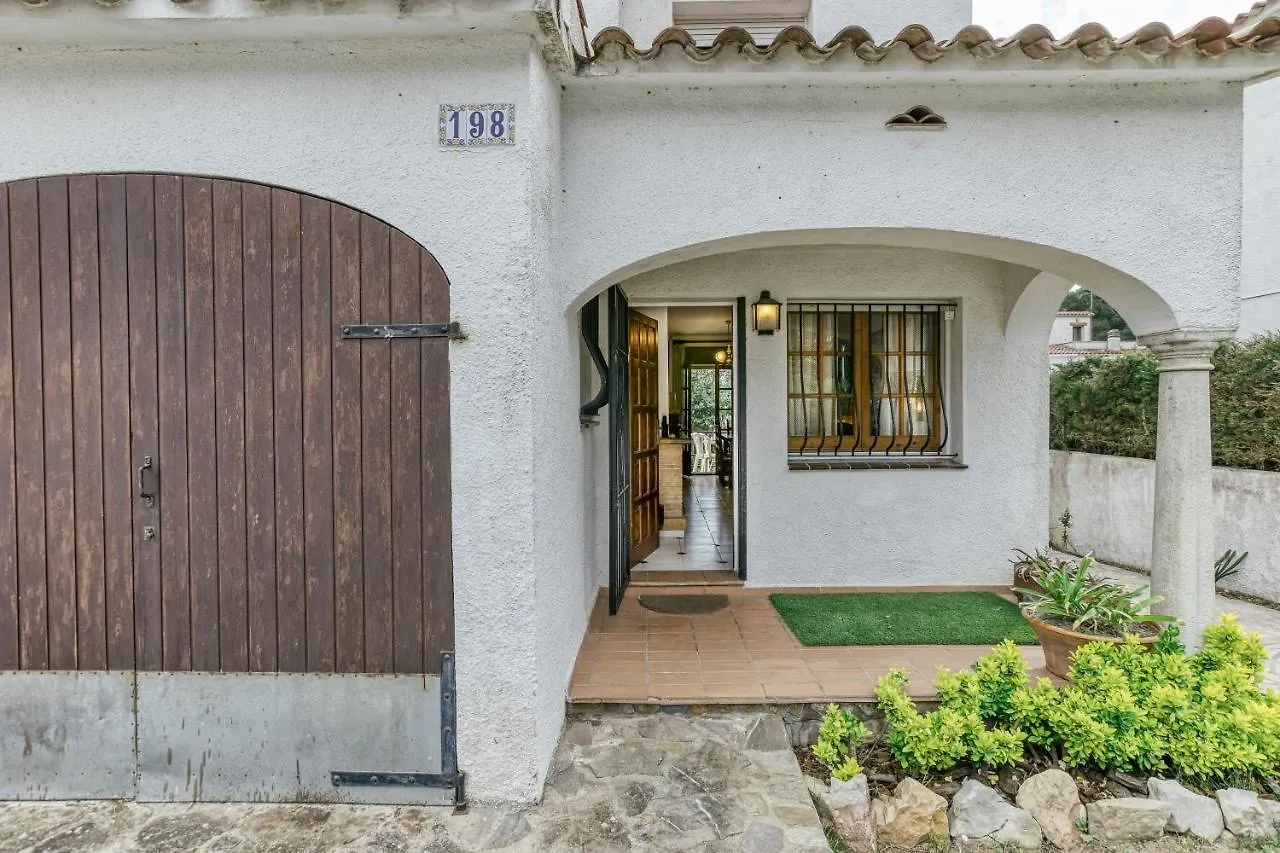 Casa vacanze Villa Montgo Parc Con Piscina L' Escala