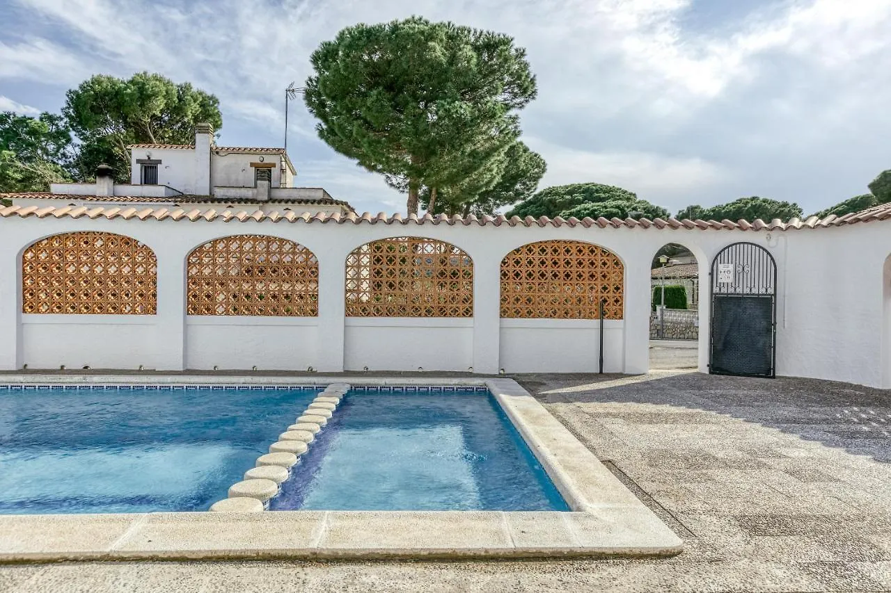 Casa vacanze Villa Montgo Parc Con Piscina L' Escala