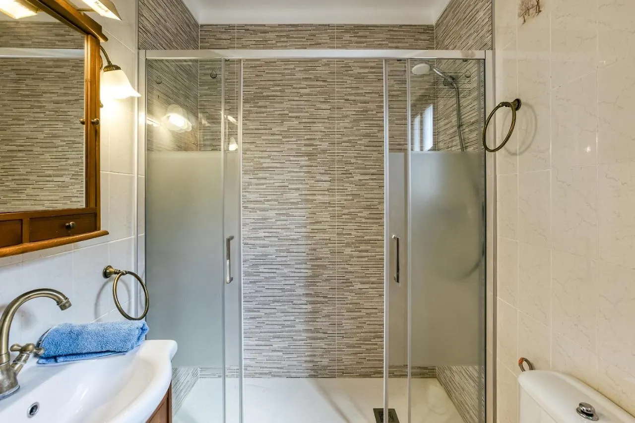 Casa vacanze Villa Montgo Parc Con Piscina L' Escala
